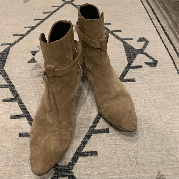 SAINT LAURENT West Jodhpur
Suede ankle Boots in Dark Sand size 38 boho Luxury - Picture 5 of 12